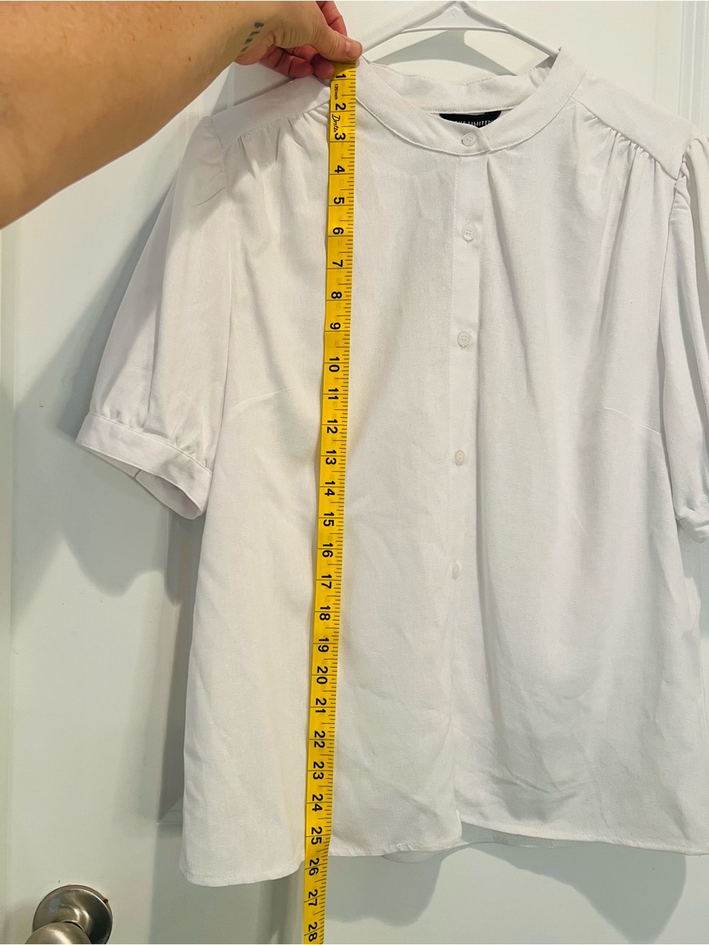 Belk — The Limited White Band-Collar Button Down Puff Sleeve Blouse - Picture 5 of 9